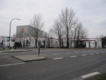 ビール工場？が見えてきます